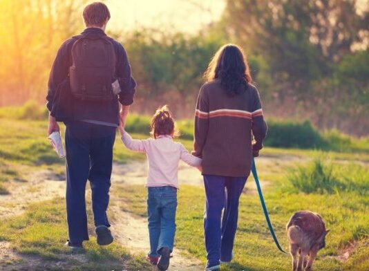 Las causas de la caída de la natalidad en Argentina: una buena y una mala noticia