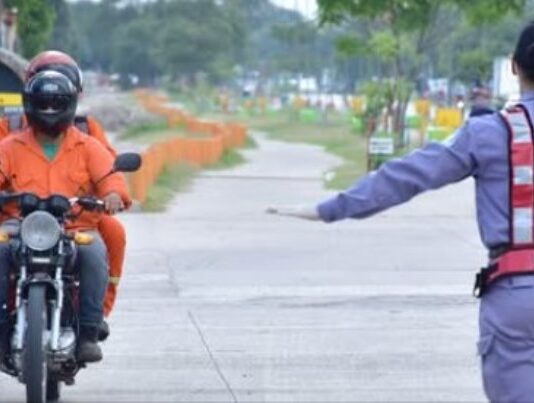 Comenzaron a exigir el seguro obligatorio a los motociclistas en los controles viales