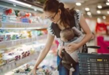 Canasta de crianza: según el INDEC, en marzo criar a un hijo superó los $500.000