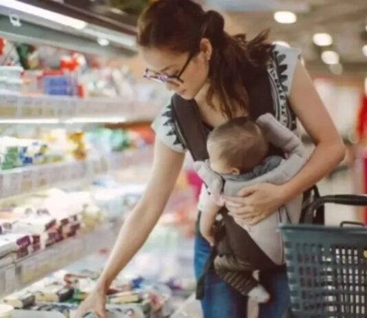 Canasta de crianza: según el INDEC, en marzo criar a un hijo superó los $500.000