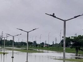 LAGUNA NAINECK. Pánfilo Ayala: «Cuando llueve, la realidad desnuda el problema de la infraestructura vial»