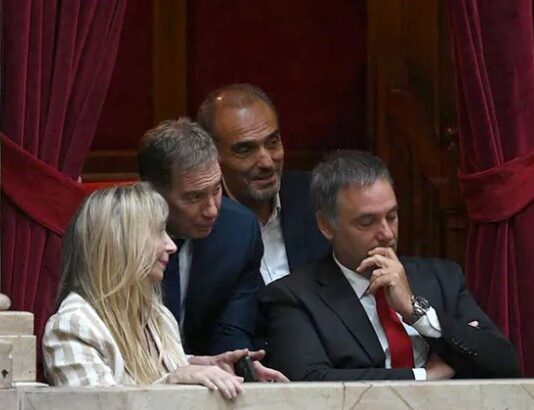 Nuevos datos que complican a Manuel Adorni: otra hipoteca y más dudas sobre su patrimonio