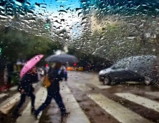 El pronóstico para el martes: Tormentas con lluvias de variada intensidad para medio país