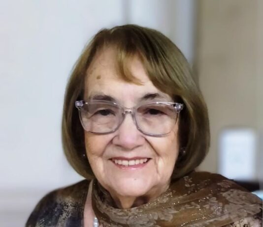 El Espinillo rinde homenaje a Teresa Bóveda de Jojot con la imposición de su nombre a una calle