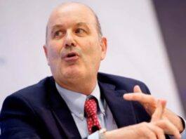Sturzenegger afirmó que el Gobierno busca alcanzar los niveles salariales de Japón y Polonia