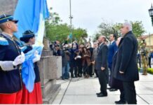 Insfrán encabezó el acto por el 216° aniversario de la Revolución de Mayo