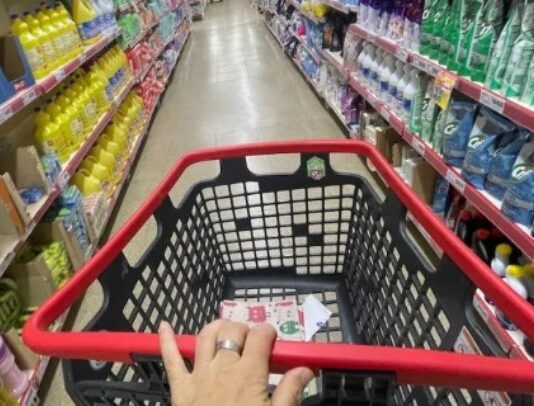 La inflación fue de 2,6% en abril y acumuló 32,4% en los últimos doce meses