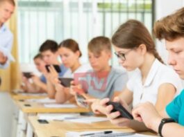 En Chaco es ley la prohibición del uso de celulares en escuelas