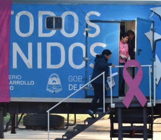 EL ESPINILLO: Destacan importante labor del camión sanitario