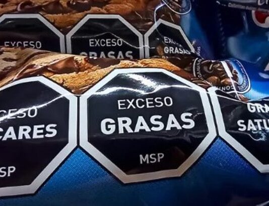 Nutricionistas alertan que la eliminación del Etiquetado Frontal «hipoteca el futuro» de la salud