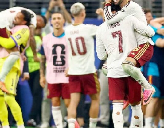 España derrotó con autoridad a Francia y clasificó a la final del Mundial: espera por Argentina o Inglaterra