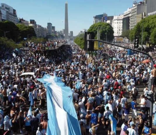 El Gobierno piensa decretar feriado o día no laborable para recibir a la Selección argentina