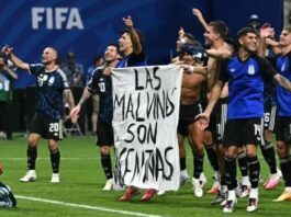 El efecto Selección: la bandera de «Las Malvinas son argentinas» ya se vende en mates, remeras y buzos