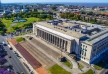 El Gobierno ratificó que las universidades le pueden cobrar a los extranjeros