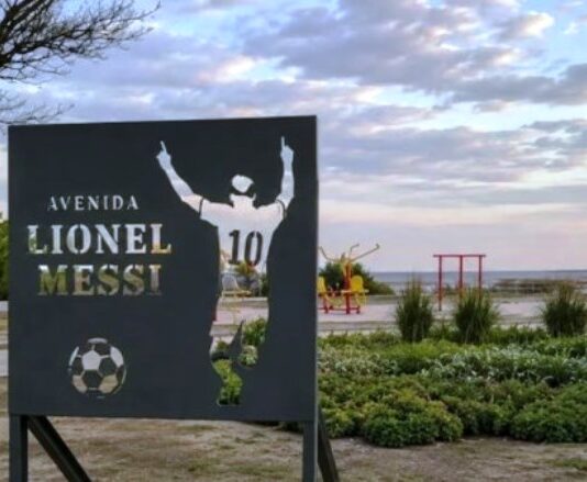Santa Fe: proponen que un paseo denominado Néstor Kirchner pase a llamarse Lionel Messi
