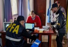 Un intendente de la provincia de Corrientes fue allanado por el supuesto desvío de $150 millones de la coparticipación: La policía federal realizó el procedimiento
