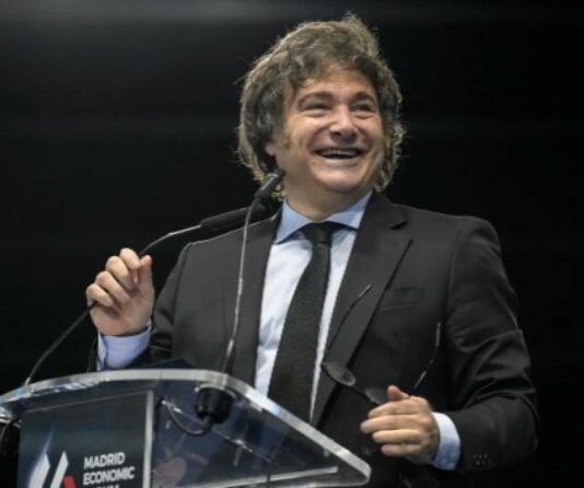 “Sufrió como una condenada”: la burla de Milei a Cristina Kirchner