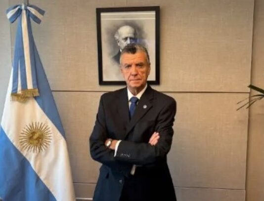 Para el presidente de la Cámara Argentina de Comercio, si gana el kirchnerismo «será el apocalipsis»