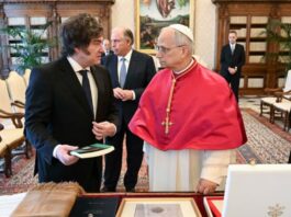 El Gobierno analiza decretar asueto o feriado por la visita del papa