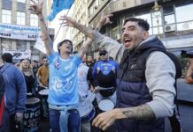 La CGT y las CTA analizan movilizarse ante Trabajo en reclamo de un fuerte aumento del salario mínimo