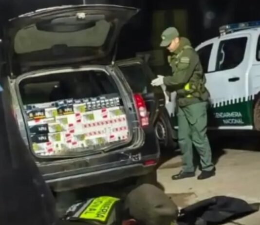 Detuvieron a un gendarme que trasladaba cigarrillos de contrabando en Formosa