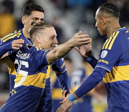 Boca lo dio vuelta en una ráfaga y venció a Recoleta por la ida de los octavos de la Sudamericana