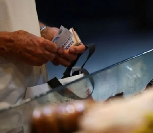 La inflación en julio fue de 2,1% y acumuló 33,8% en los últimos doce meses