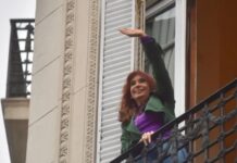 Madrina Cristina: la Iglesia rechaza los bautismos K en San José 1111