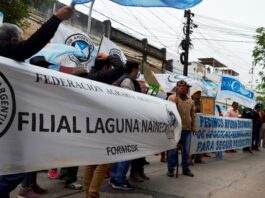 LAGUNA NAINECK: Pequeños productores reclamarán frente a Casa de Gobierno una audiencia con Insfrán ante la crisis del sector