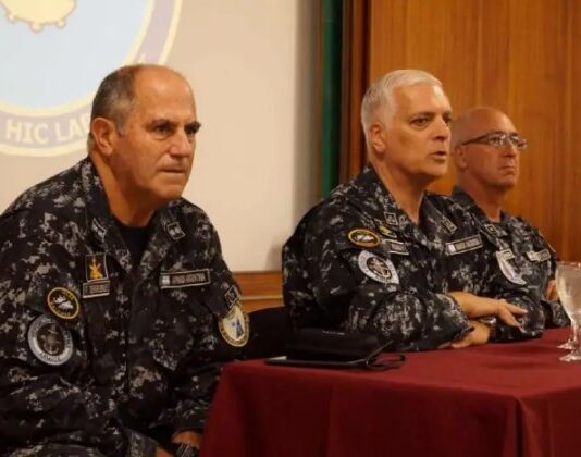 Escándalo en la Armada: denuncian sobresueldos por más de 1600 millones
