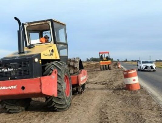 Javier Milei quiere comprometer a los gobernadores a bajar impuestos a cambio de obras en las rutas