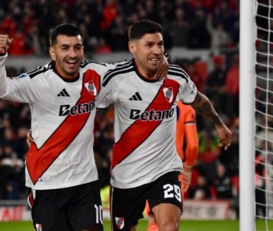 River derrotó a Independiente Rivadavia y se acerca a los playoffs del Torneo Clausura 2026