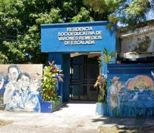 CASO IAN: Reclaman que la Justicia escuche al niño antes de ordenar su regreso a la residencia estatal.