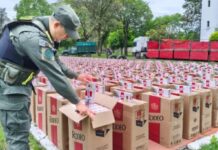Había declarado trasladar bolsas de almidón, pero descubrieron cigarrillos de contrabando