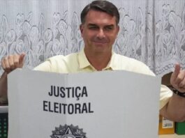 ELECCIONES EN BRASIL: Flávio Bolsonaro lidera la primera medición para el balotaje frente a Lula