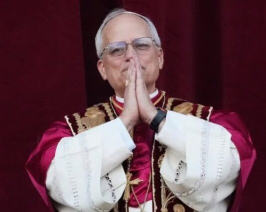 La reacción del Papa cuando dos religiosos argentinos que lo visitaron en el Vaticano le preguntaron por su viaje a Sudamérica