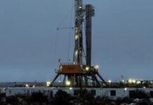 La producción de petróleo es récord en la Argentina y se acerca al millón de barriles diarios